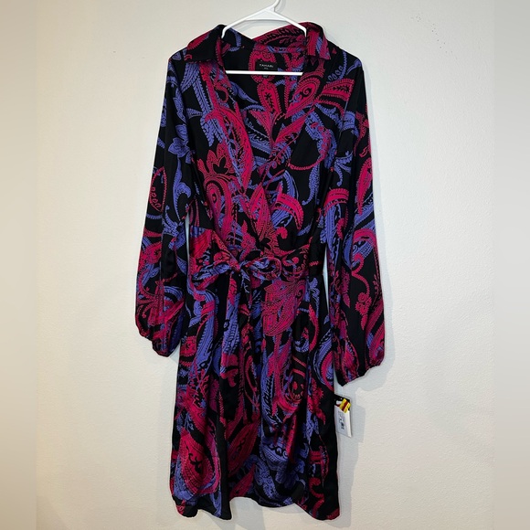 NWT Tahari wrap black size 16 women’s dress with pink and purple paisley pattern